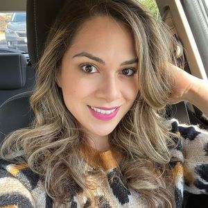 Meet your Posher, Vanessa